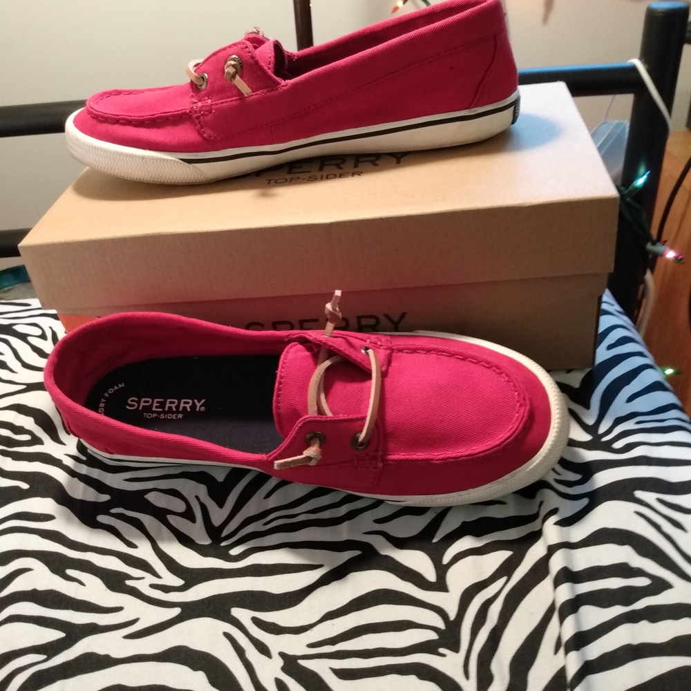 COPY - Sperry Pink and White Flats with Classic Boat Style